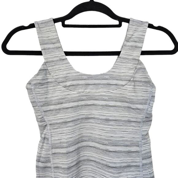 Lululemon Scoop Back Tank- Cyber Stripe White Silver Fox Size 4 - Picture 3 of 10